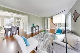 606 Thackeray Ln, Fox River Grove, IL 60021 - Photo 5