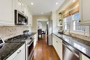 606 Thackeray Ln, Fox River Grove, IL 60021 - Photo 9