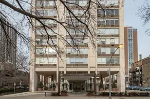 70 W Burton St, Chicago, IL 60610 - Photo 1