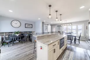 16612 Meadow Ct, Tinley Park, IL 60477 - Photo 9