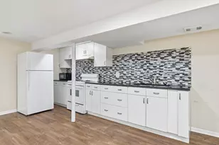 2951 N Rutherford Ave, Chicago, IL 60634 - Photo 15