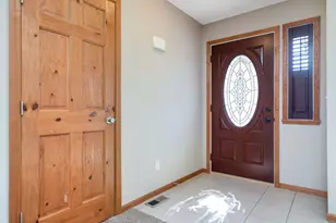 6928 Tupelo Rd, Loves Park, IL 61111 - Photo 3