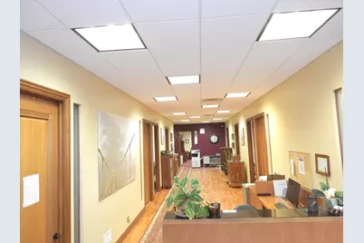 8130 N Milwaukee Avenue, Niles, IL 60714 - Photo 15