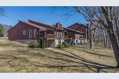 2917 Brookview Drive #1, Freeport, IL 61032 - Photo 3