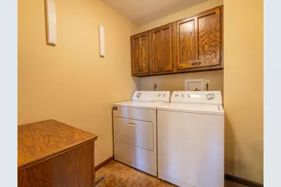 2917 Brookview Drive #1, Freeport, IL 61032 - Photo 23