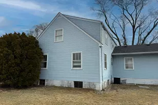 5690 W State Route 17, Kankakee, IL 60901 - Photo 3