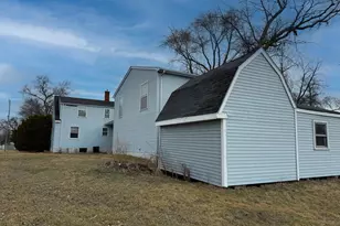 5690 W State Route 17, Kankakee, IL 60901 - Photo 7