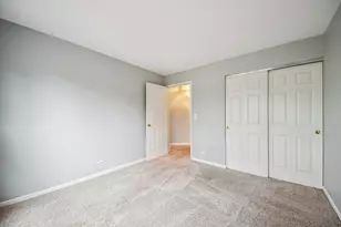 5S530 Scots Dr, Naperville, IL 60563 - Photo 17