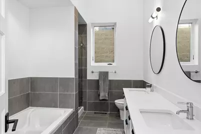 1936 N Wilmot Avenue, Chicago, IL 60647 - Photo 27