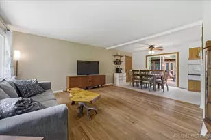 29W454 Ray Ave, West Chicago, IL 60185 - Photo 11