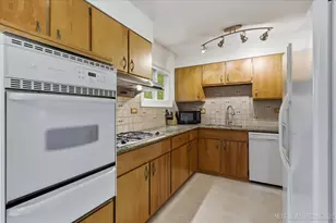 29W454 Ray Ave, West Chicago, IL 60185 - Photo 5