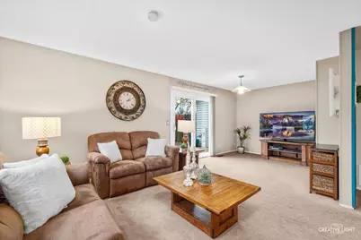 420 Quarry Drive, Bolingbrook, IL 60490 - Photo 11