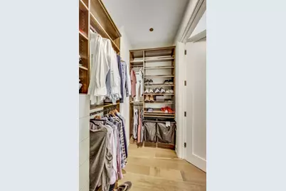 [Address not provided], Chicago, IL 60611 - Photo 35