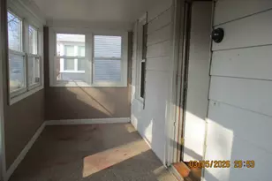 1412 13th St, Moline, IL 61265 - Photo 19