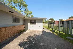 417 Lakewood Blvd, Park Forest, IL 60466 - Photo 23