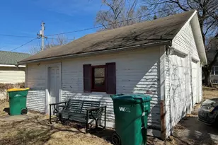 22 Berkley Ave, Joliet, IL 60433 - Photo 13