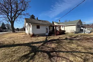 22 Berkley Ave, Joliet, IL 60433 - Photo 11