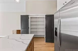 4932 S Champlain Ave, Chicago, IL 60615 - Photo 11