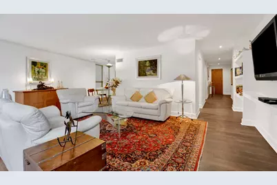 110 E Delaware Place #401, Chicago, IL 60611 - Photo 5