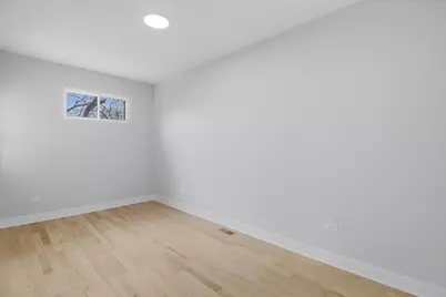 7347 S Merrill Avenue, Chicago, IL 60649 - Photo 33