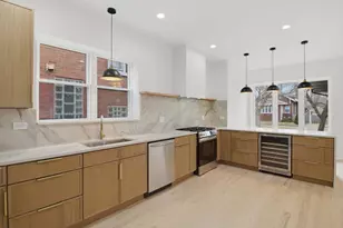 7347 S Merrill Ave, Chicago, IL 60649 - Photo 21