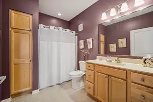 2220 Founders Dr, Northbrook, IL 60062 - Photo 17