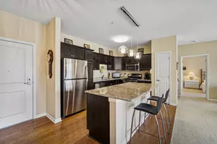 2220 Founders Dr, Northbrook, IL 60062 - Photo 3