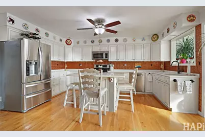 625 Monterrey Terrace, McHenry, IL 60050 - Photo 9