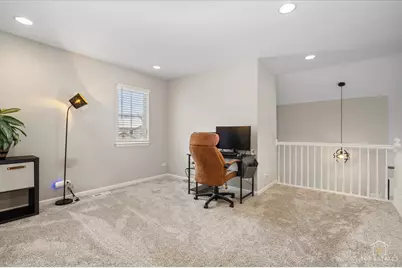 157 N Crooked Lake Lane, Lindenhurst, IL 60046 - Photo 23