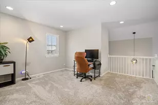 157 N Crooked Lake Ln, Lindenhurst, IL 60046 - Photo 23