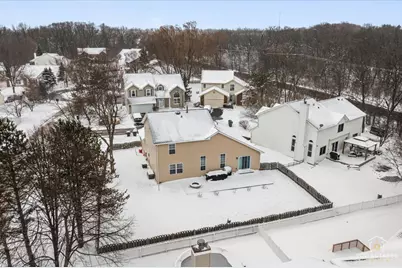 157 N Crooked Lake Lane, Lindenhurst, IL 60046 - Photo 35