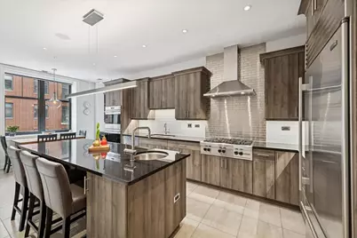 30 W Erie Street #601, Chicago, IL 60654 - Photo 11