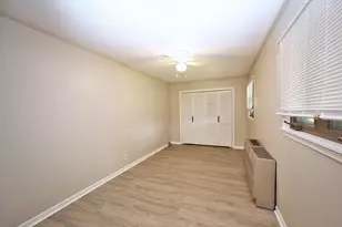 661 Sycamore Dr, Elk Grove Village, IL 60007 - Photo 13