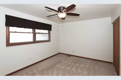 380 Johelia Trail, Antioch, IL 60002 - Photo 17