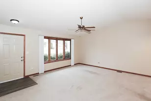 380 Johelia Trail, Antioch, IL 60002 - Photo 3