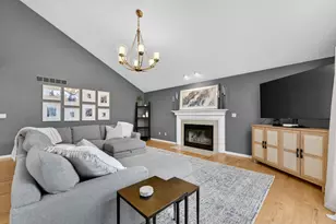 874 Croswell Cir, Rockton, IL 61072 - Photo 13