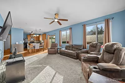 821 Glen Cove Lane, Pingree Grove, IL 60140 - Photo 9