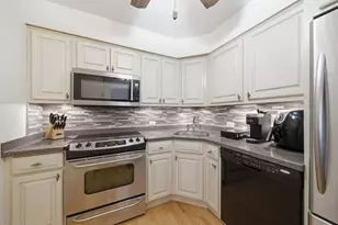 520 Biesterfield Rd, Elk Grove Village, IL 60007 - Photo 9