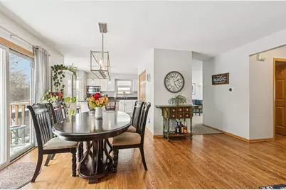 18224 W Old Pine Court, Gurnee, IL 60031 - Photo 11