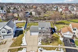 18224 W Old Pine Ct, Gurnee, IL 60031 - Photo 49