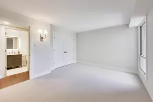 650 Winnetka Mews, Winnetka, IL 60093 - Photo 17