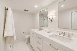 650 Winnetka Mews, Winnetka, IL 60093 - Photo 13