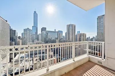 55 E Erie Street #2705, Chicago, IL 60611 - Photo 17
