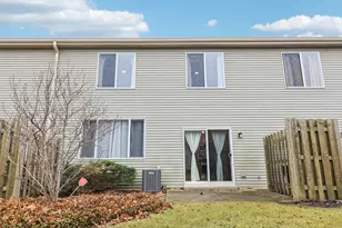 622 W Kristina Ln, Round Lake, IL 60073 - Photo 29