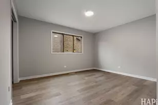 920 Pleasant St, Woodstock, IL 60098 - Photo 7