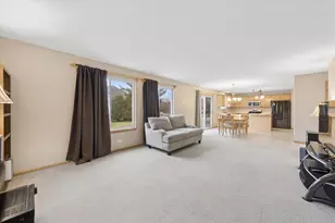 521 Waterford Dr, Oswego, IL 60543 - Photo 13