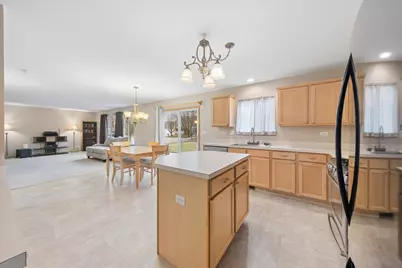 521 Waterford Drive, Oswego, IL 60543 - Photo 13