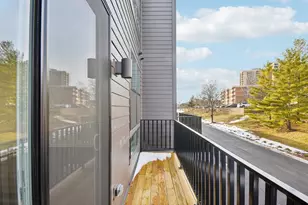 378 Summit Cir, Lombard, IL 60148 - Photo 9