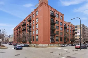 1000 W Washington Blvd, Chicago, IL 60607 - Photo 1