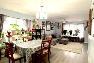 2020 Comanche Trail, Round Lake Beach, IL 60073 - Photo 3